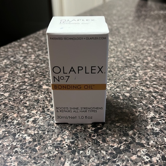 Olaplex #7 - Picture 2 of 3